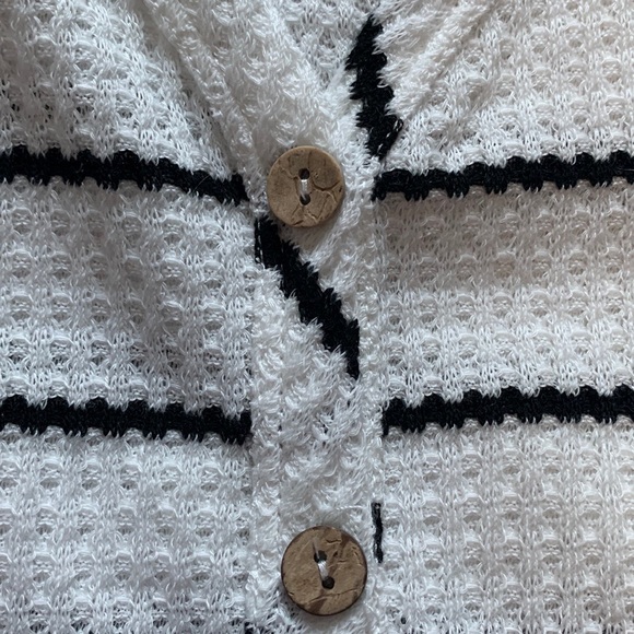 Paper Crane Soft Knitted White Tank Top with Black Stripes US Size Small - Picture 4 of 5